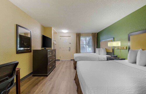 Extended Stay America Suites Ft Lauderdale Cyp Crk Andrews A