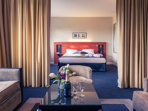 Mercure Maurepas Saint Quentin