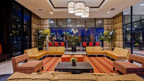 Best Western Plus Hotel & Conference Center