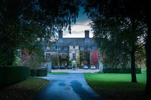 Llangoed Hall