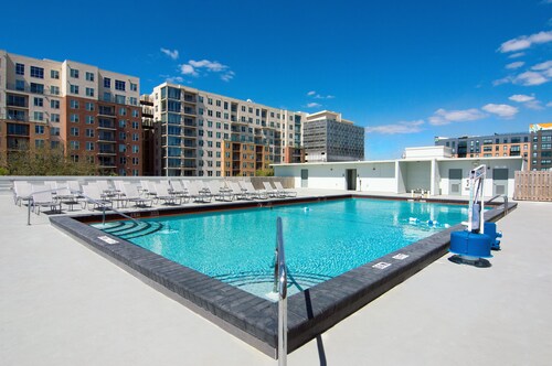 Holiday Inn Gainesville - University Center by IHG