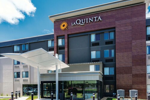 La Quinta Inn & Suites by Wyndham Salem NH