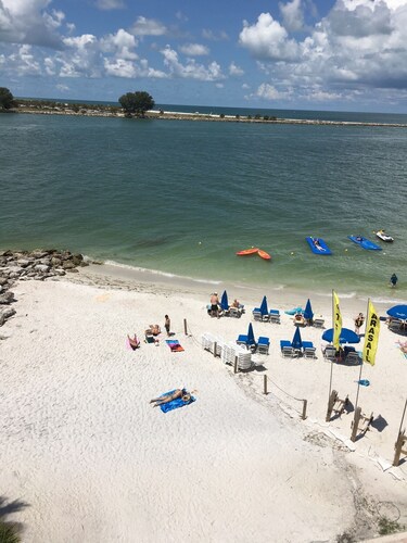 Gulfview Hotel on the Beach