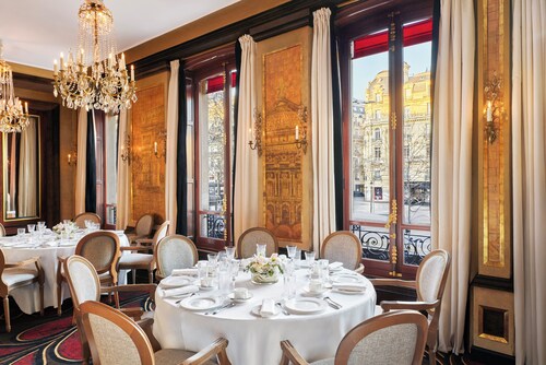 Hôtel Barrière Fouquet's Paris