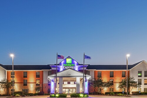 Holiday Inn Express & Suites Sulphur (Lake Charles), an IHG Hotel