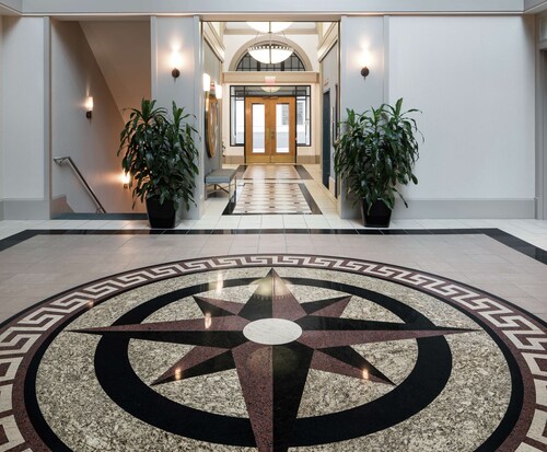 Hampton Inn & Suites Atlanta-Downtown