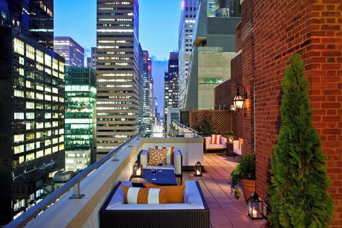 Omni Berkshire Place