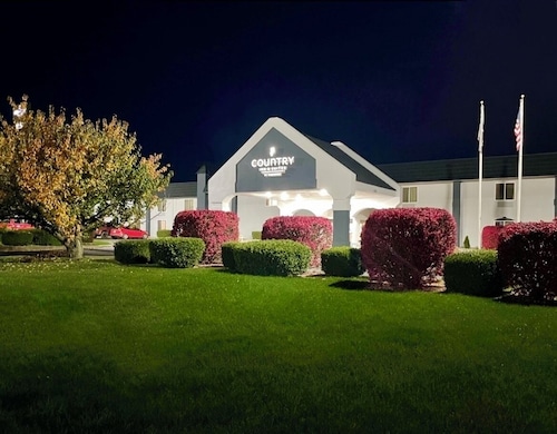 Country Inn & Suites By Radisson, Battle Creek, MI