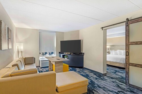 Best Western Plus Beckley Inn