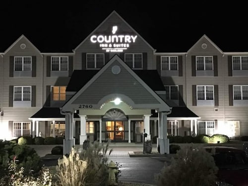 Country Inn & Suites by Radisson, Salina, KS