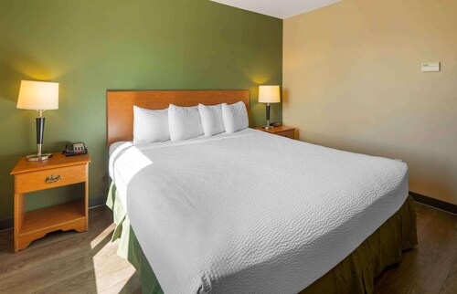 Aviator Suites Hotel by Aspen Hotels