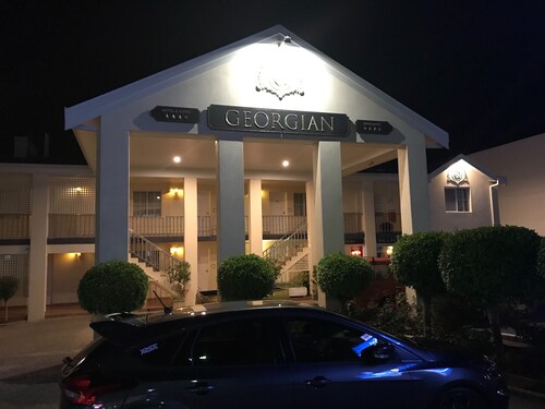 Albury Georgian Motel & Suites
