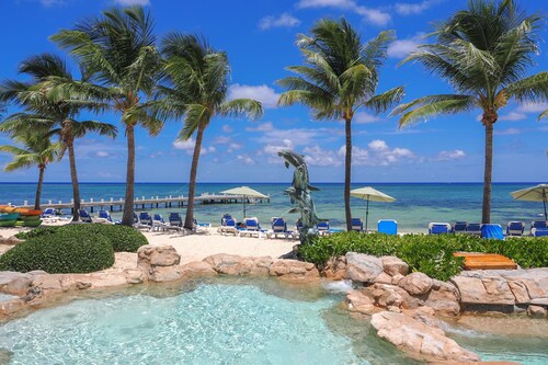 Wyndham Reef Resort Grand Cayman