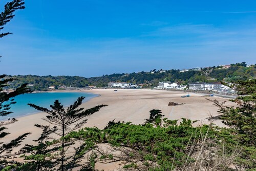 L'Horizon Beach Hotel & Spa