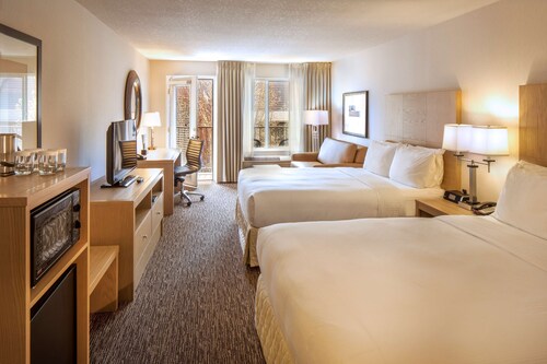 DoubleTree by Hilton Portland - Tigard