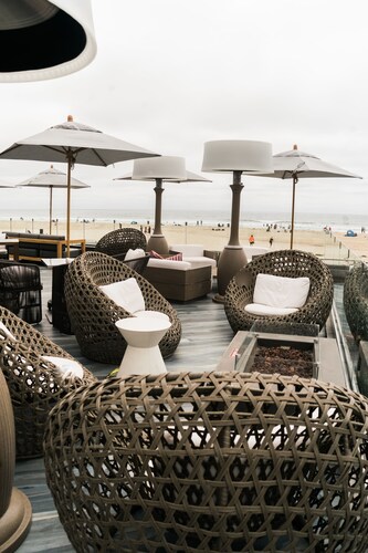 Sandcastle Hotel on the Beach