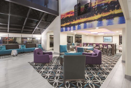 La Quinta Inn & Suites by Wyndham Festus - St. Louis South