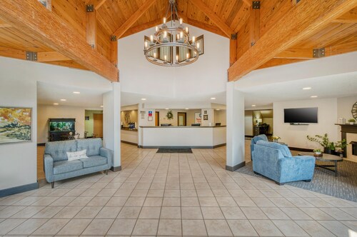 SureStay Plus Hotel by Best Western Elizabethtown Hershey