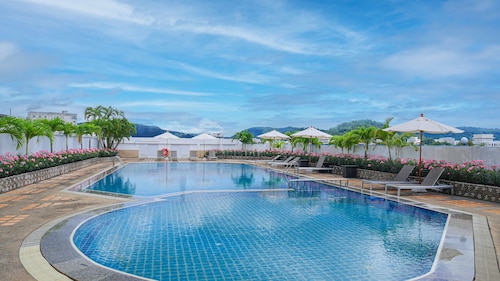 Royal Phuket City Hotel