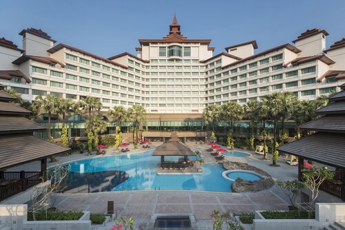 Sedona Hotel Yangon