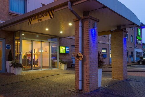 Holiday Inn Express East Midlands Airport, an IHG Hotel