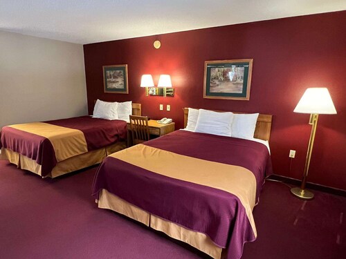 Americas Best Value Inn Suburban Motel