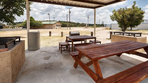 Americas Best Value Inn & Suites Sonora