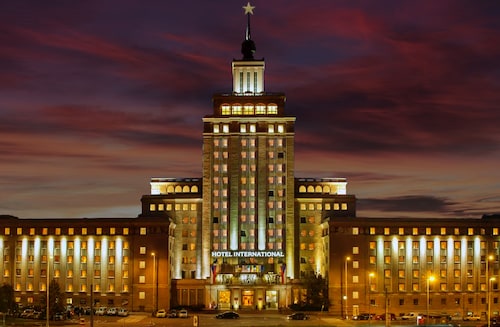 Grand Hotel International