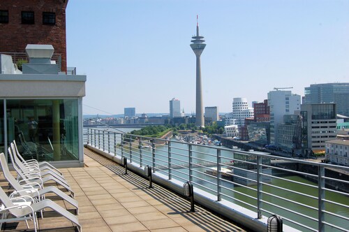 Courtyard by Marriott Düsseldorf Hafen