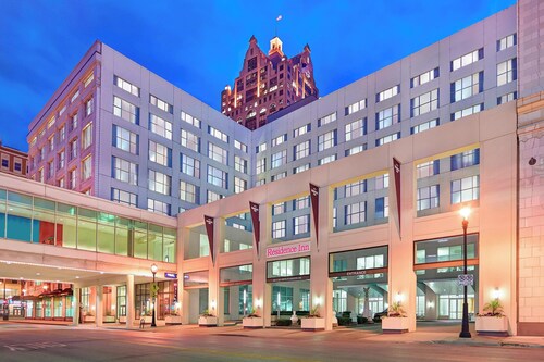 Residence Inn Milwaukee Downtown by Marriott