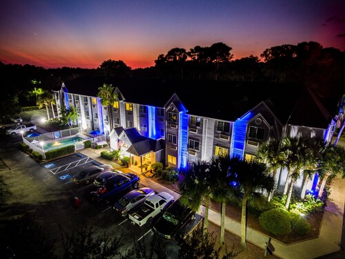 Microtel Inn & Suites by Wyndham Palm Coast I-95