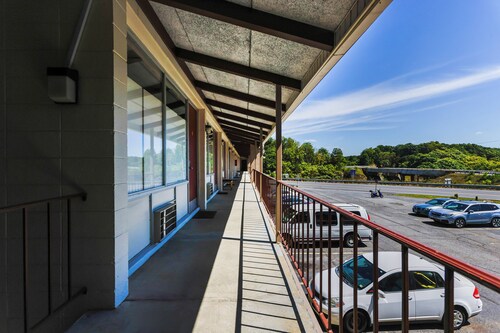 Edyn Hotel By Townhouse Wytheville US 52