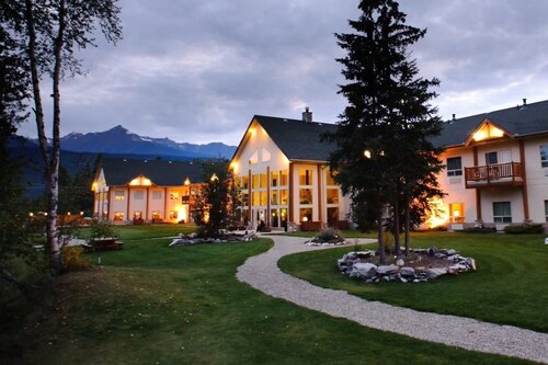 Best Western Plus Valemount Inn & Suites