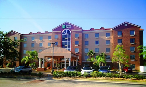 Holiday Inn Express & Suites Orange City - Deltona, an IHG Hotel