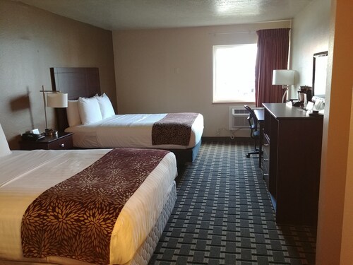 Boarders Inn & Suites by Cobblestone Hotels – Broken Bow