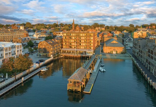 Club Wyndham Inn on the Harbor