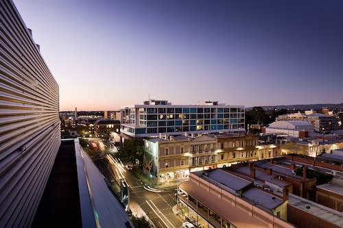 Majestic Roof Garden Hotel