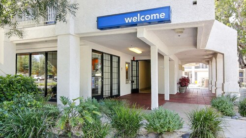 Motel 6 Thousand Oaks, CA