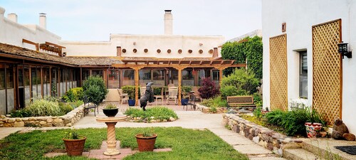 Casa del Gavilan Historic Inn