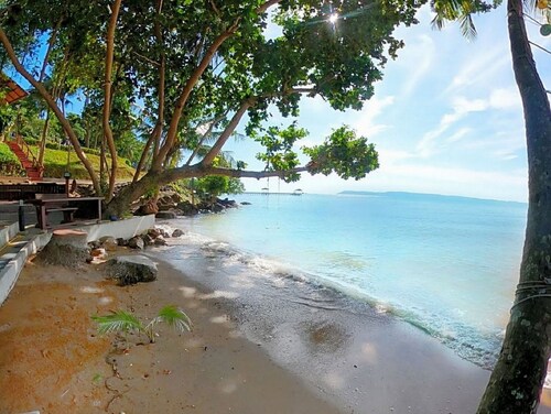 Koh Mak Buri Hut Natural Resort