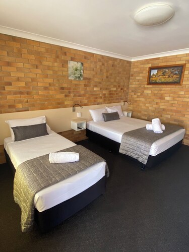 Buckaroo Motor Inn