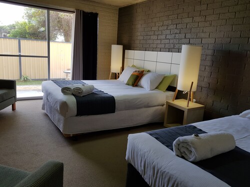 Lancelin Sands Hotel