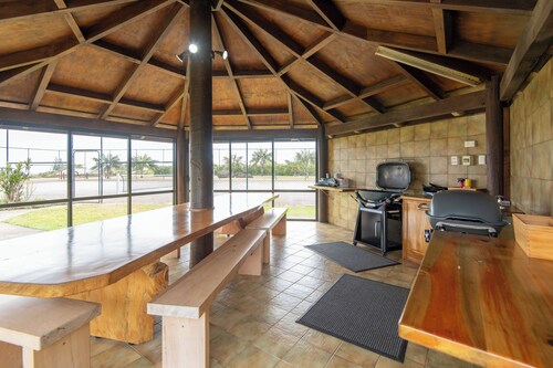 Ocean Breeze Cottages