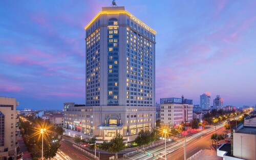 DoubleTree by Hilton Hotel Qingdao - Jimo