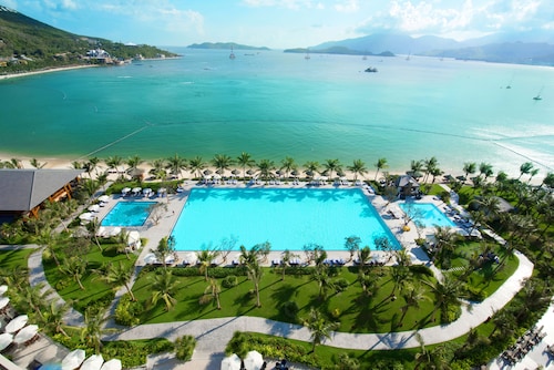 Vinpearl Resort & Spa Nha Trang Bay