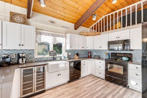 Oceanfront 5-Bedroom Home in South Bethany - Dog-Friendly