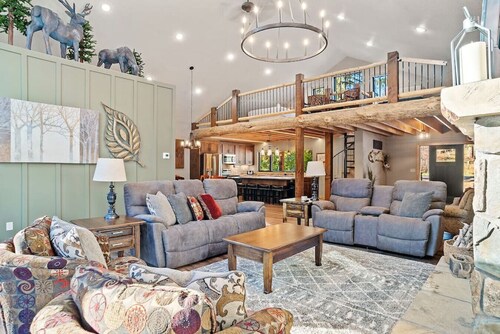 The Haven-Rustic Secluded Cabin