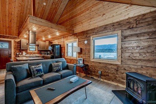 Lakeshore Cabins