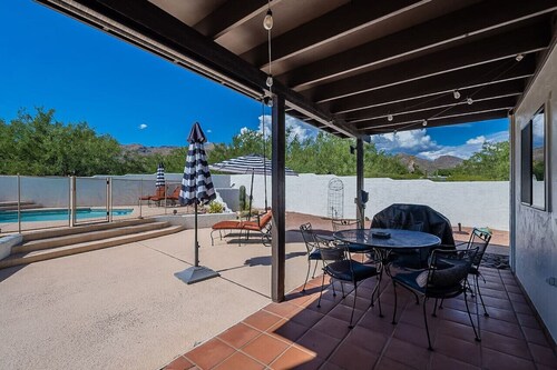 East Tucson / 3BR 2BA / Sleep 7 / Pool & Hot Tub