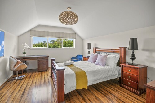 StayAU 4BRM Modern Urban Holiday Home
